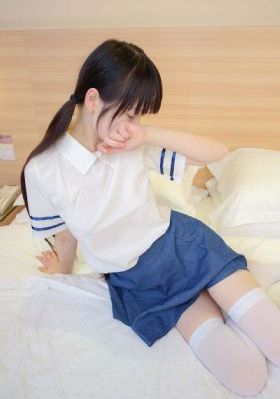 拍戏被群Cao到合不拢腿高H_HD免费播放
