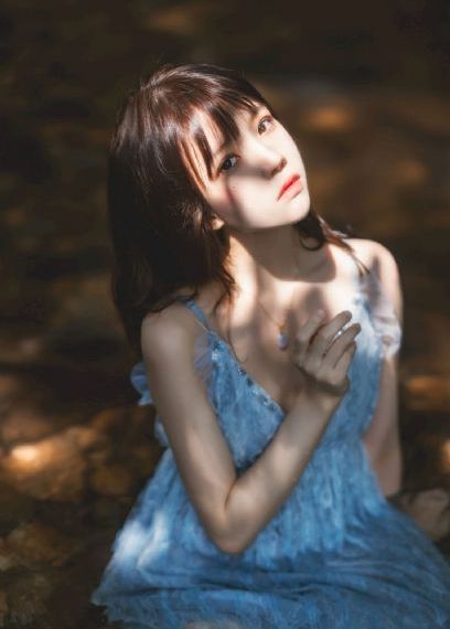 巨胸美女露双奶头无遮挡热舞_蓝光天堂在线