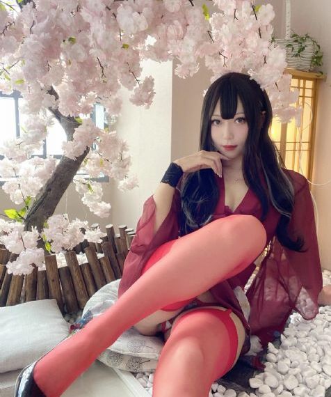 女主播把筷子放进皮眼里_在线视频免费观看